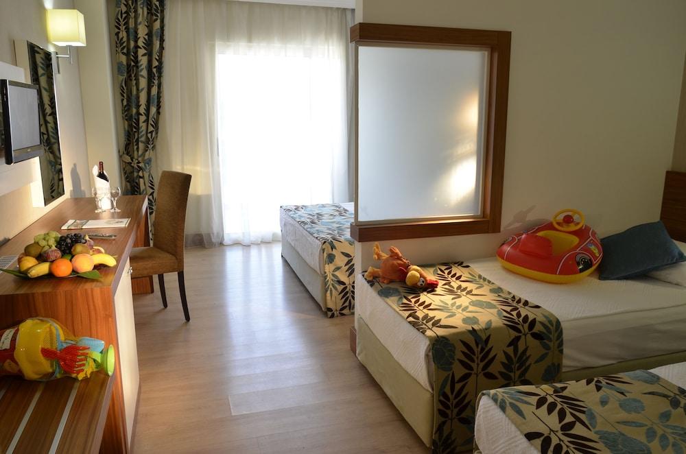 Greenwood Kemer Resort Eksteriør bilde