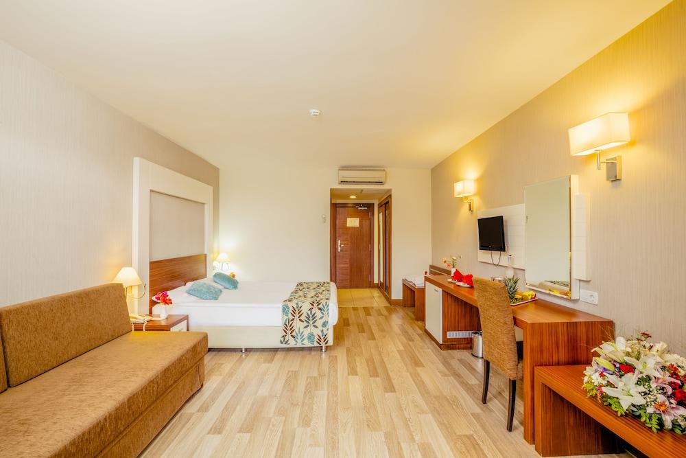 Greenwood Kemer Resort Eksteriør bilde
